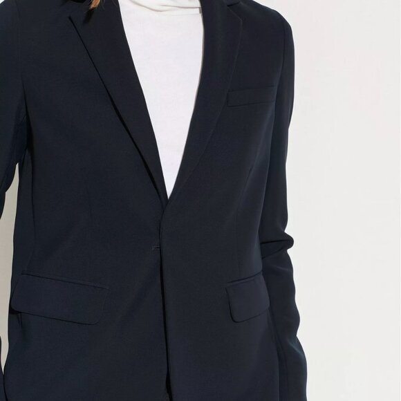 NWOT VINCE Lightweight Crepe Blazer | Navy | 2 - Picture 3 of 5